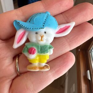 Vintage Easter bunny with baseball hat brooch pin baseball Easter bunny
